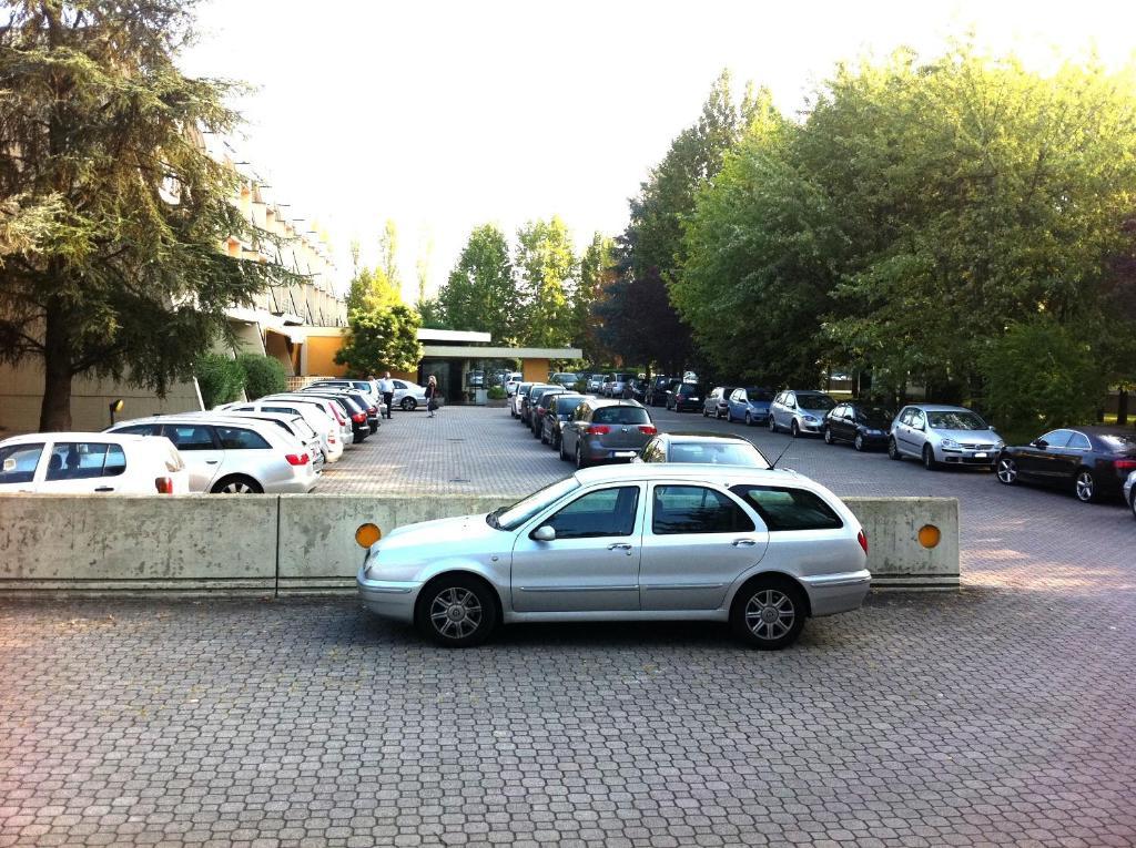 Hotel Pamela San Pietro in Casale Zewnętrze zdjęcie